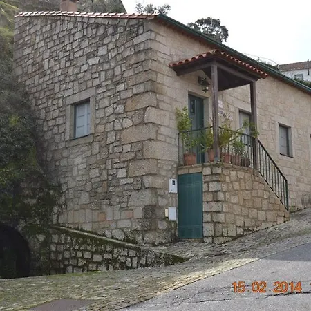 Casa Da Maria Monsanto